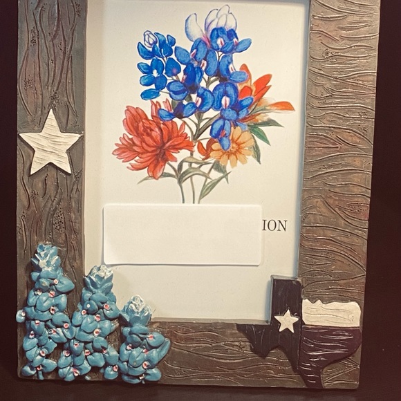 Picture frame - Picture 1 of 1